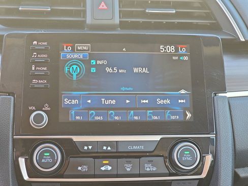 Used 2019 Honda Civic EX-L image 26