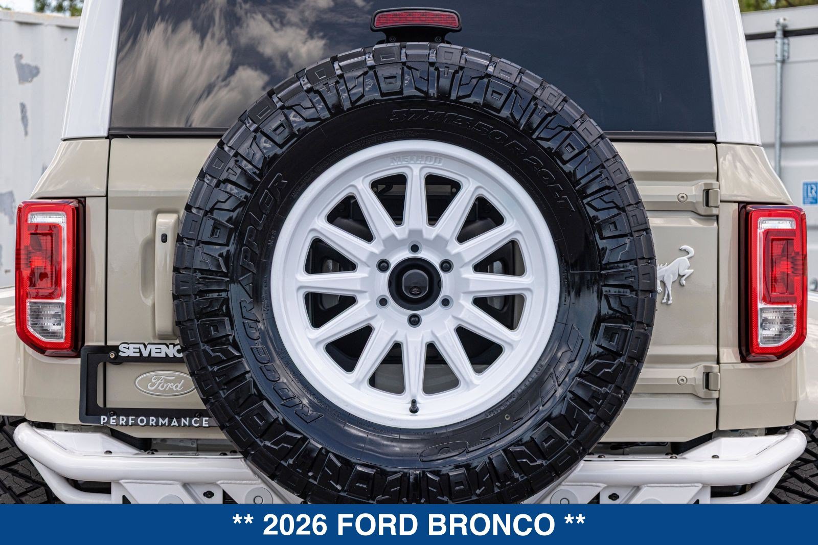 New 2026 Ford Bronco Heritage Edition AWD/4WD image 8