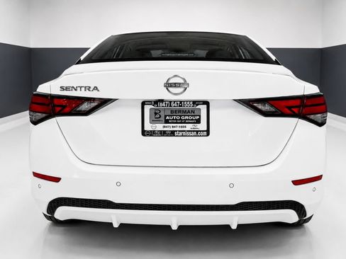 Certified 2025 Nissan Sentra S FWD image 9