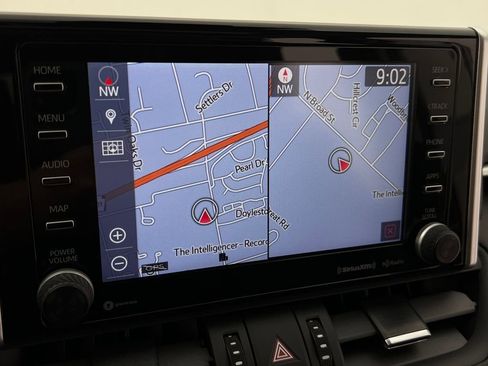 Used 2019 Toyota RAV4 Limited image 19