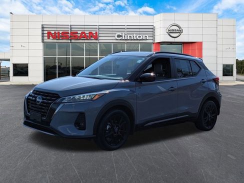 Certified 2023 Nissan Kicks SR w/ SR Premium Package image 7