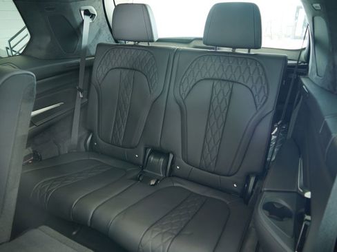 New 2027 BMW X7 M60i w/ Climate Comfort Package AWD/4WD image 20