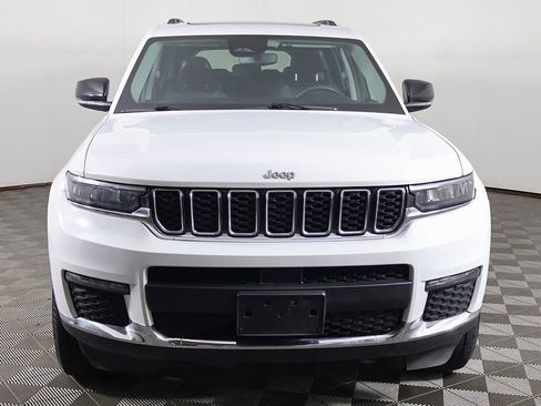 Used 2023 Jeep Grand Cherokee L Limited AWD/4WD image 13