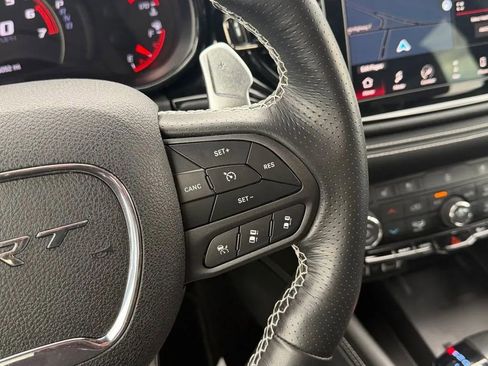 Used 2022 Dodge Durango SRT w/ Technology Group image 17