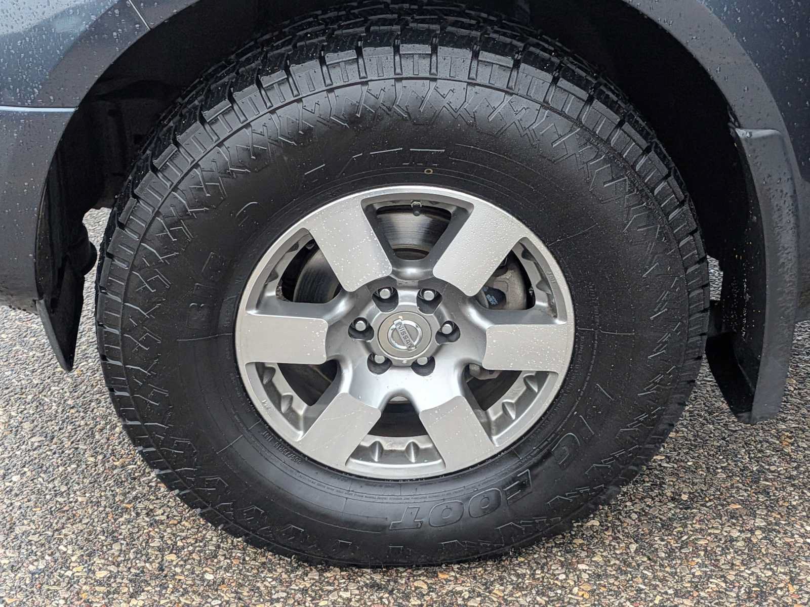 Used 2013 Nissan Frontier PRO-4X AWD/4WD image 14