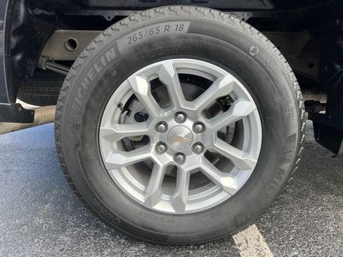 Used 2022 Chevrolet Silverado 1500 LT image 38