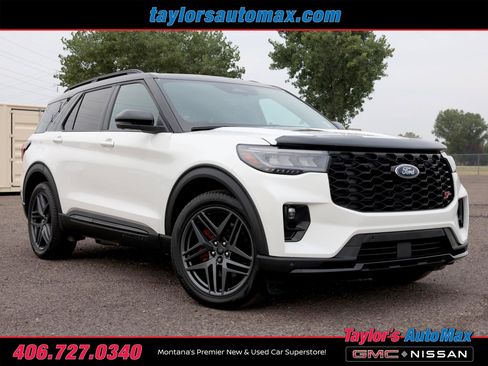 Used 2025 Ford Explorer ST AWD/4WD image 2
