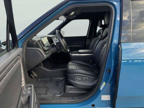 Used 2022 Rivian R1T Adventure AWD/4WD image 20