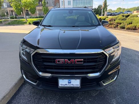 Used 2022 GMC Terrain SLE w/ Driver Convenience Package AWD/4WD image 9