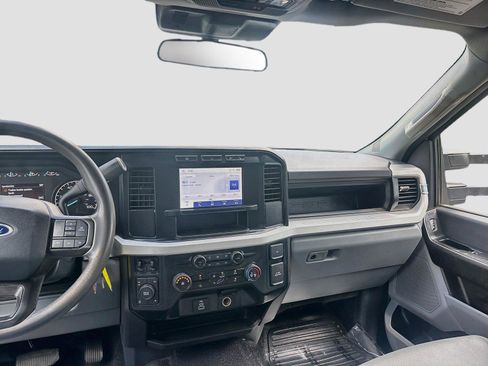 Used 2024 Ford F250 4x4 Crew Cab Super Duty image 13