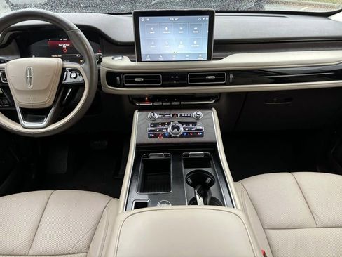 Used 2020 Lincoln Aviator Reserve w/ Equipment Group 201A image 30