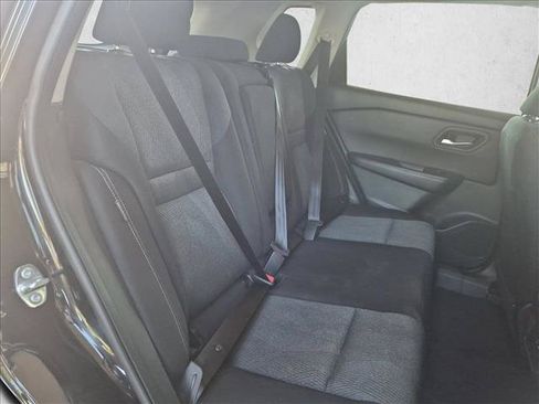 Used 2025 Nissan Rogue SV FWD image 19