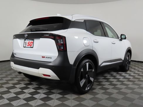 Certified 2025 Nissan Kicks SR image 41
