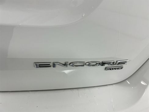 Used 2022 Buick Encore Preferred w/ Safety Package image 26