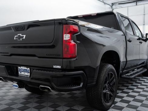 Used 2023 Chevrolet Silverado 1500 Custom Trail Boss w/ Midnight Edition AWD/4WD image 5