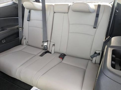 Used 2016 Honda Pilot Elite image 18