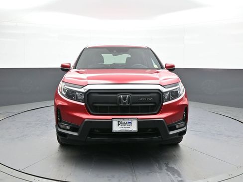 Certified 2024 Honda Passport EX-L image 2