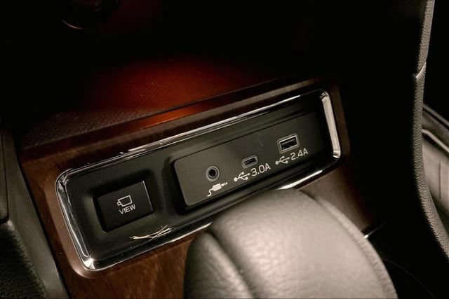 Used 2025 Subaru Ascent Touring AWD/4WD image 34