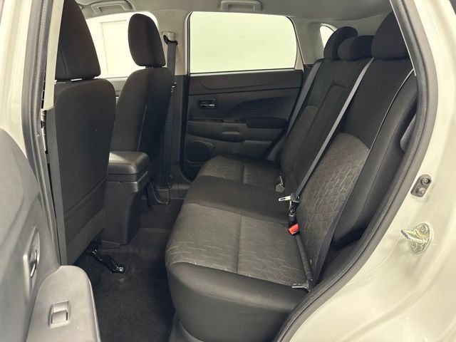 Used 2020 Mitsubishi Outlander Sport ES FWD image 21