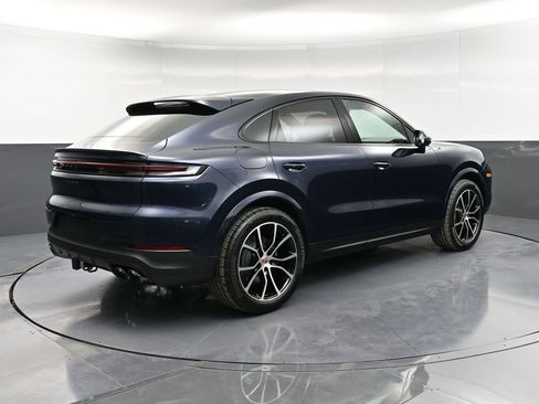 New 2026 Porsche Cayenne Coupe image 8