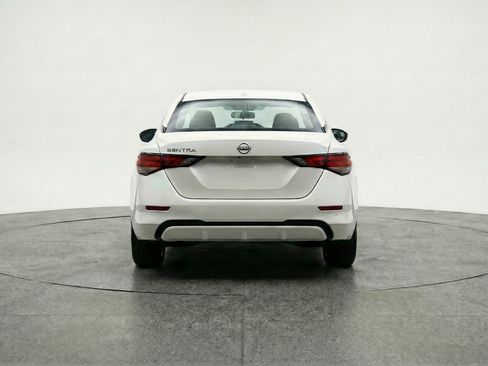 Used 2025 Nissan Sentra SV FWD image 7