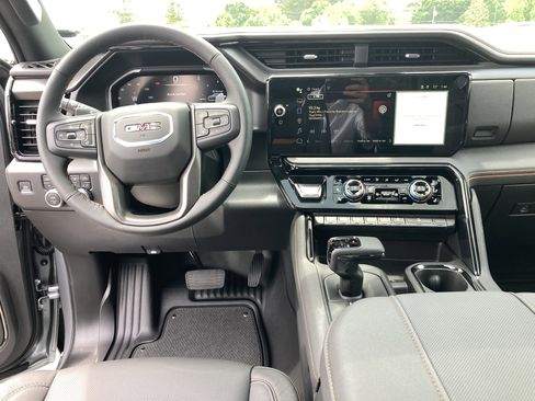 New 2026 GMC Sierra 1500 AT4 w/ AT4 Premium Package AWD/4WD image 14