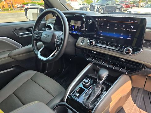 Used 2023 Chevrolet Colorado ZR2 w/ ZR2 Convenience Package III AWD/4WD image 12