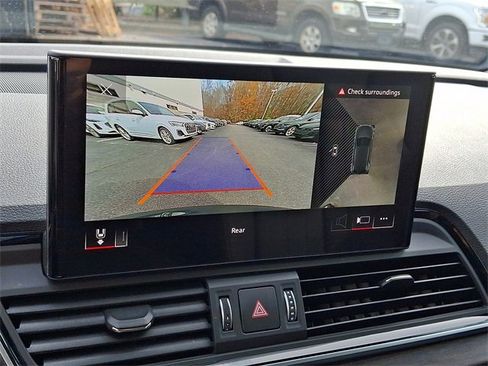 Certified 2025 Audi Q5 2.0T Premium Plus w/ Premium Plus Package image 19