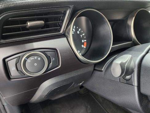 Used 2016 Ford Mustang Shelby GT350R w/ GT350R Equipment Group 920A image 47