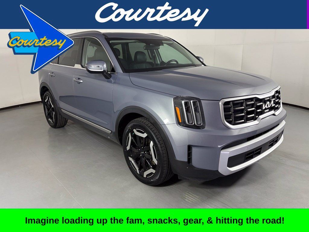 Used 2025 Kia Telluride S FWD image 1
