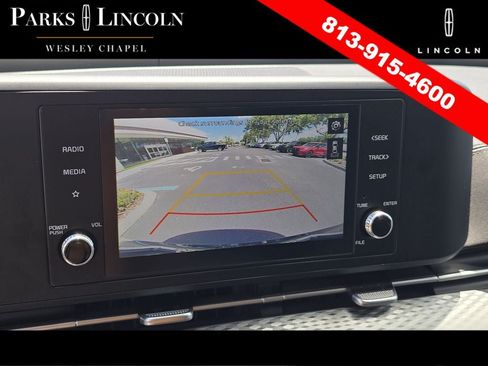 Used 2022 Kia Carnival LX FWD image 22
