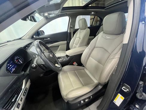 Used 2022 Cadillac XT4 Premium Luxury w/ LPO, Radiant Package image 10