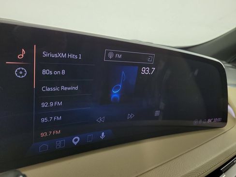 Used 2024 Cadillac XT4 Luxury FWD image 25