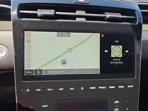 Used 2024 Hyundai Tucson Limited AWD/4WD image 5