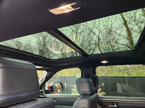 Used 2024 Toyota Sequoia Platinum image 30