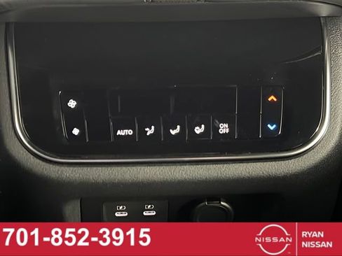 Certified 2026 Nissan Armada SL w/ Captain's Chari Seat Package AWD/4WD image 27
