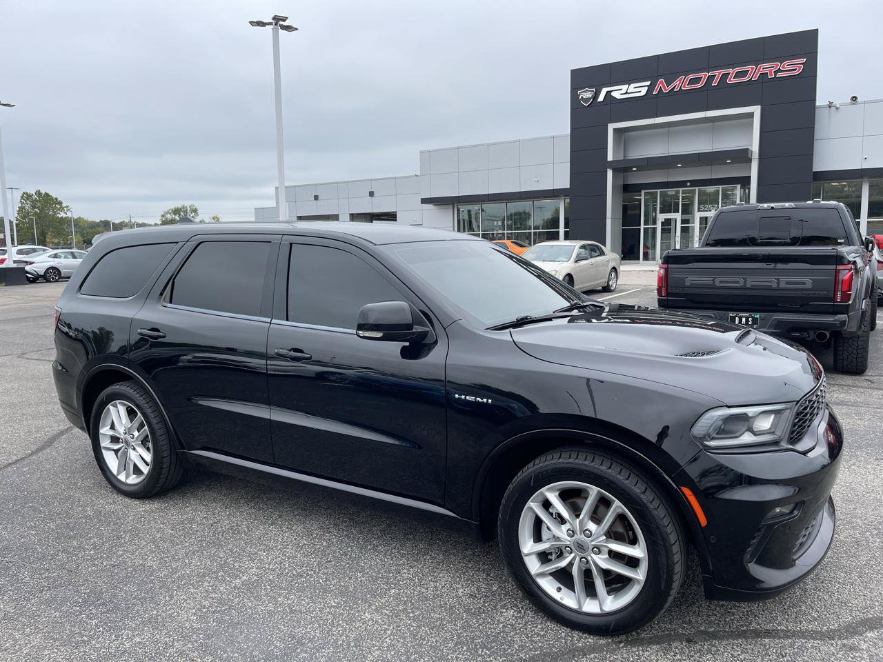 Used 2022 Dodge Durango R/T AWD/4WD image 2