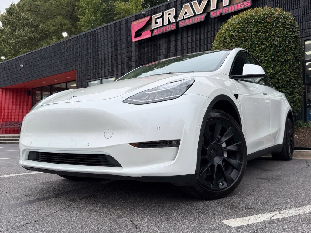 Used 2022 Tesla Model Y Long Range AWD/4WD image 2