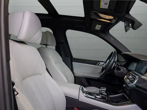 Used 2023 BMW X5 M50i w/ Executive Package AWD/4WD image 77