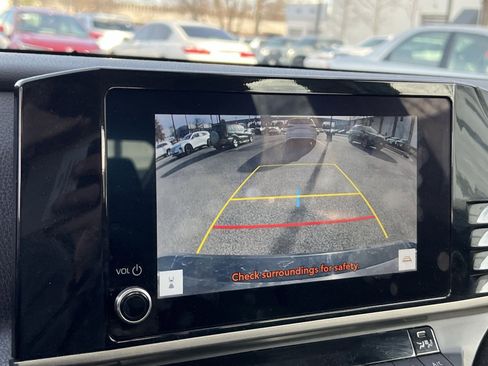 Used 2025 Toyota Camry LE image 16