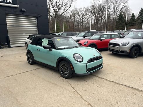 New 2026 MINI Cooper S image 2