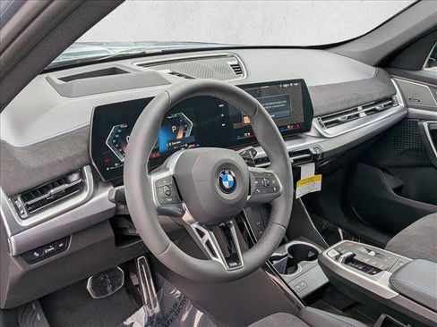 New 2026 BMW X1 xDrive28i AWD/4WD image 3