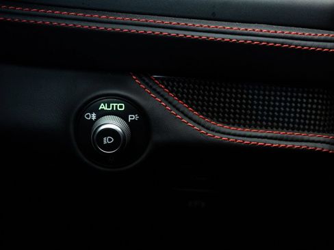 Used 2021 Ferrari F8 Tributo RWD image 38