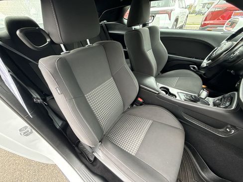 Used 2019 Dodge Challenger GT w/ Blacktop Package image 27