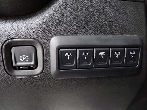 Used 2024 Chevrolet Silverado 2500 W/T AWD/4WD image 26