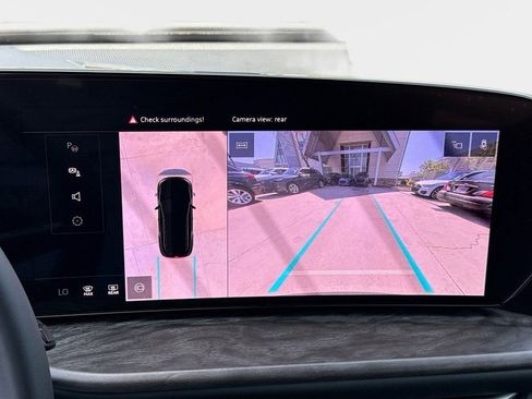 Used 2025 Audi Q5 Premium w/ Convenience Package image 19