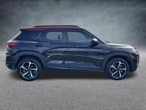 Used 2021 Chevrolet TrailBlazer RS w/ Sun and Liftgate Package image 4