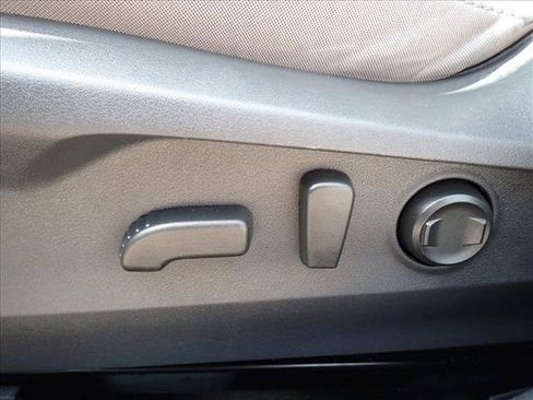 Certified 2025 Subaru Legacy Premium AWD/4WD image 12