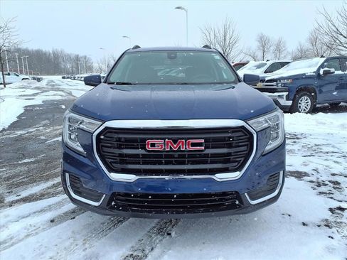 Certified 2023 GMC Terrain SLE w/ Driver Convenience Package image 31