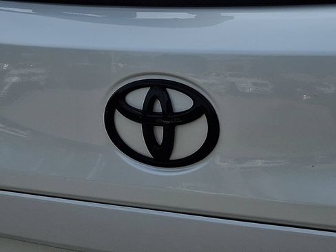 Used 2023 Toyota Corolla Cross AWD Hybrid w/ Convenience Package image 32